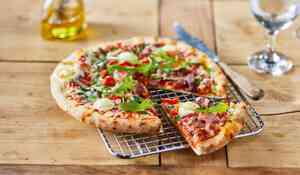 PIZZA JAMB SPECK/ROQUETTE